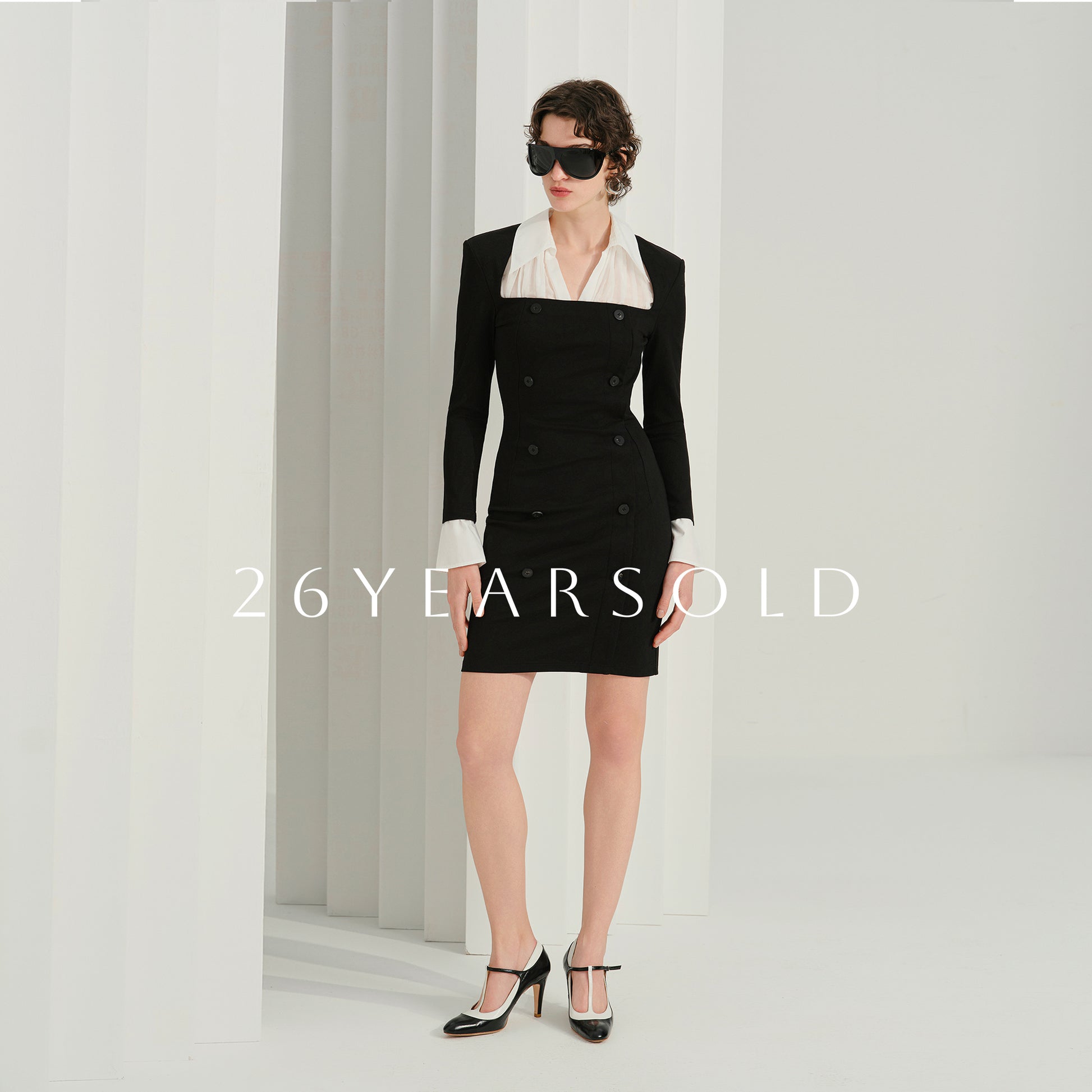 26YEARSOLD Midnight Lyre Black
