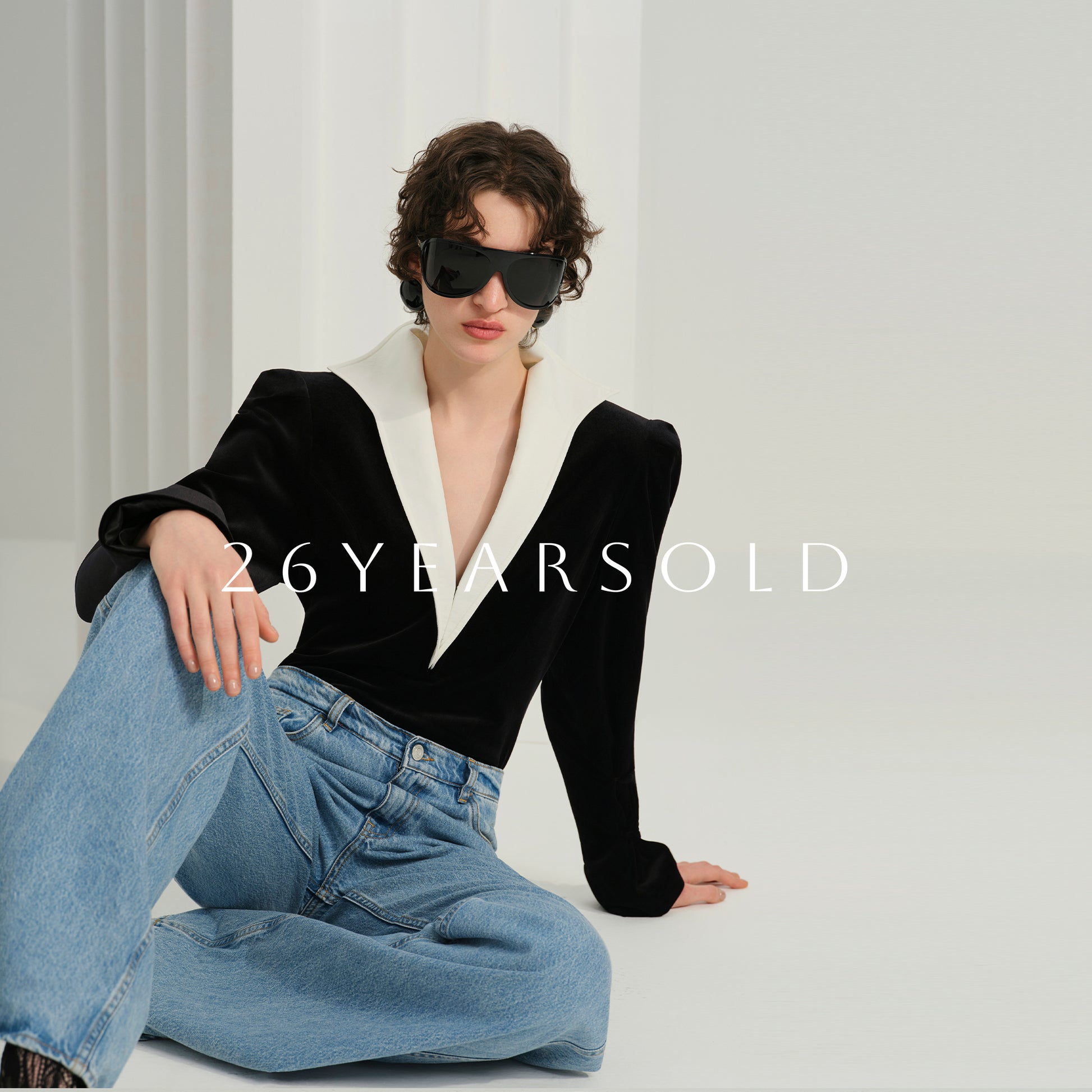 26YEARSOLD Gentle Monochrome Top