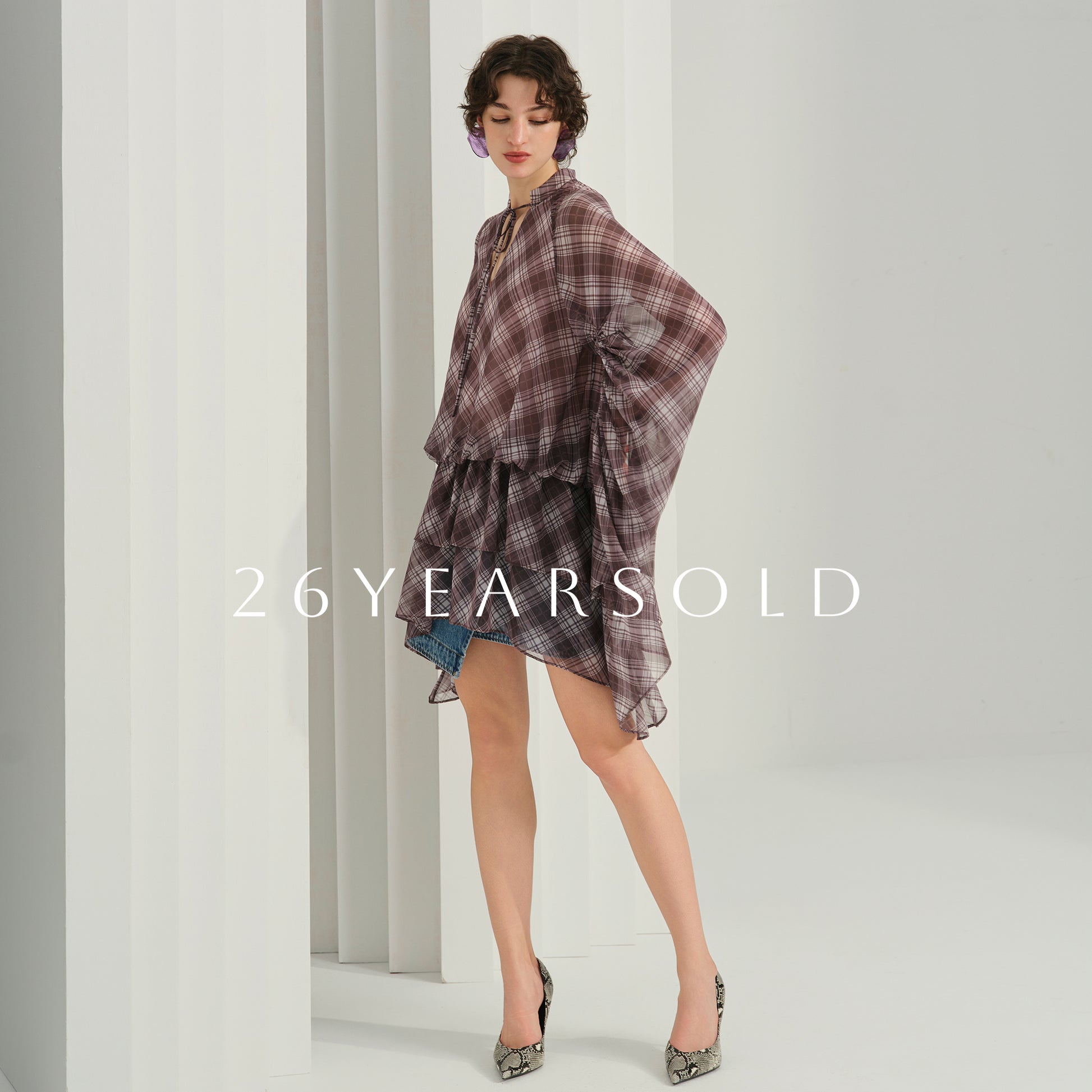 26YEARSOLD Checked Undulation Top