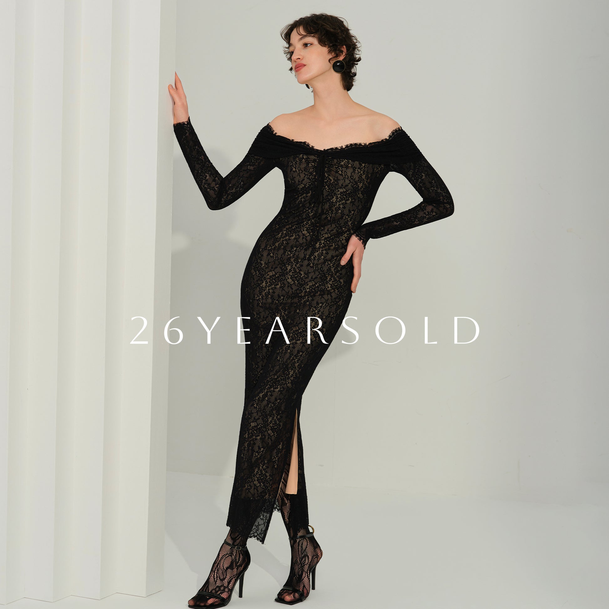 26YEARSOLD Soft Carving Dresses