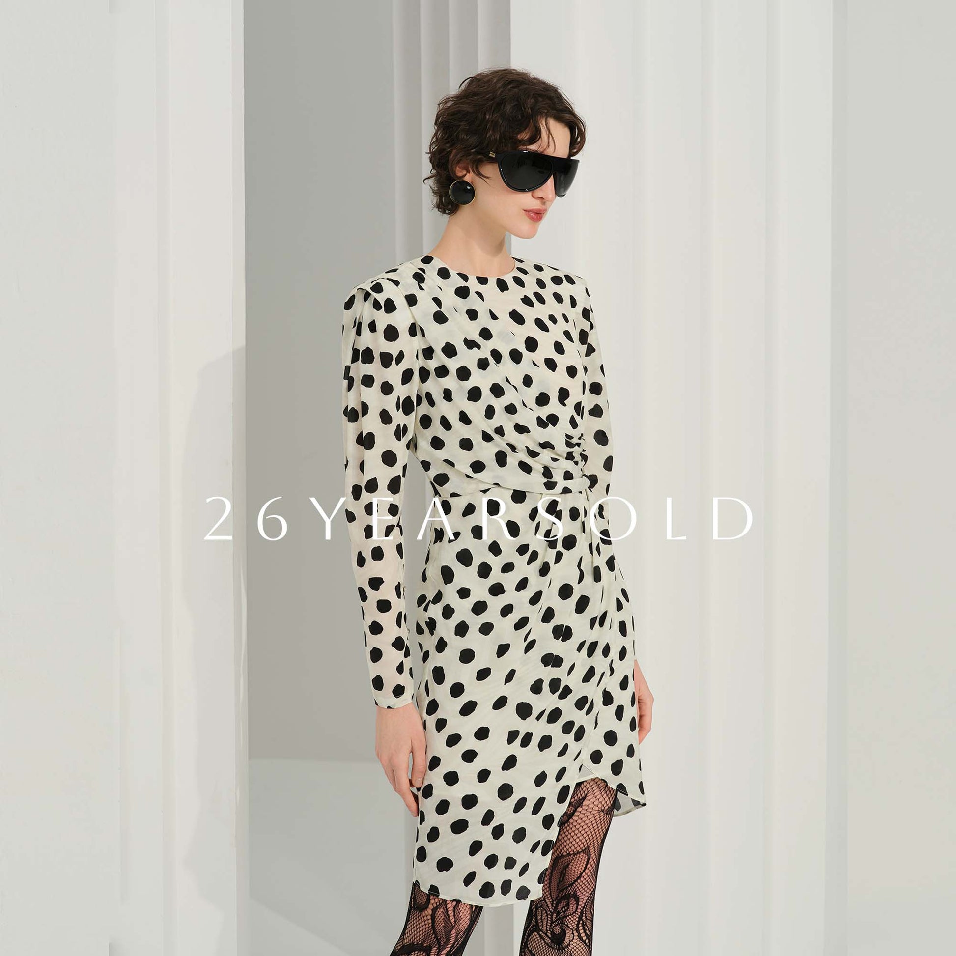 26YEARSOLD Viennese Dots