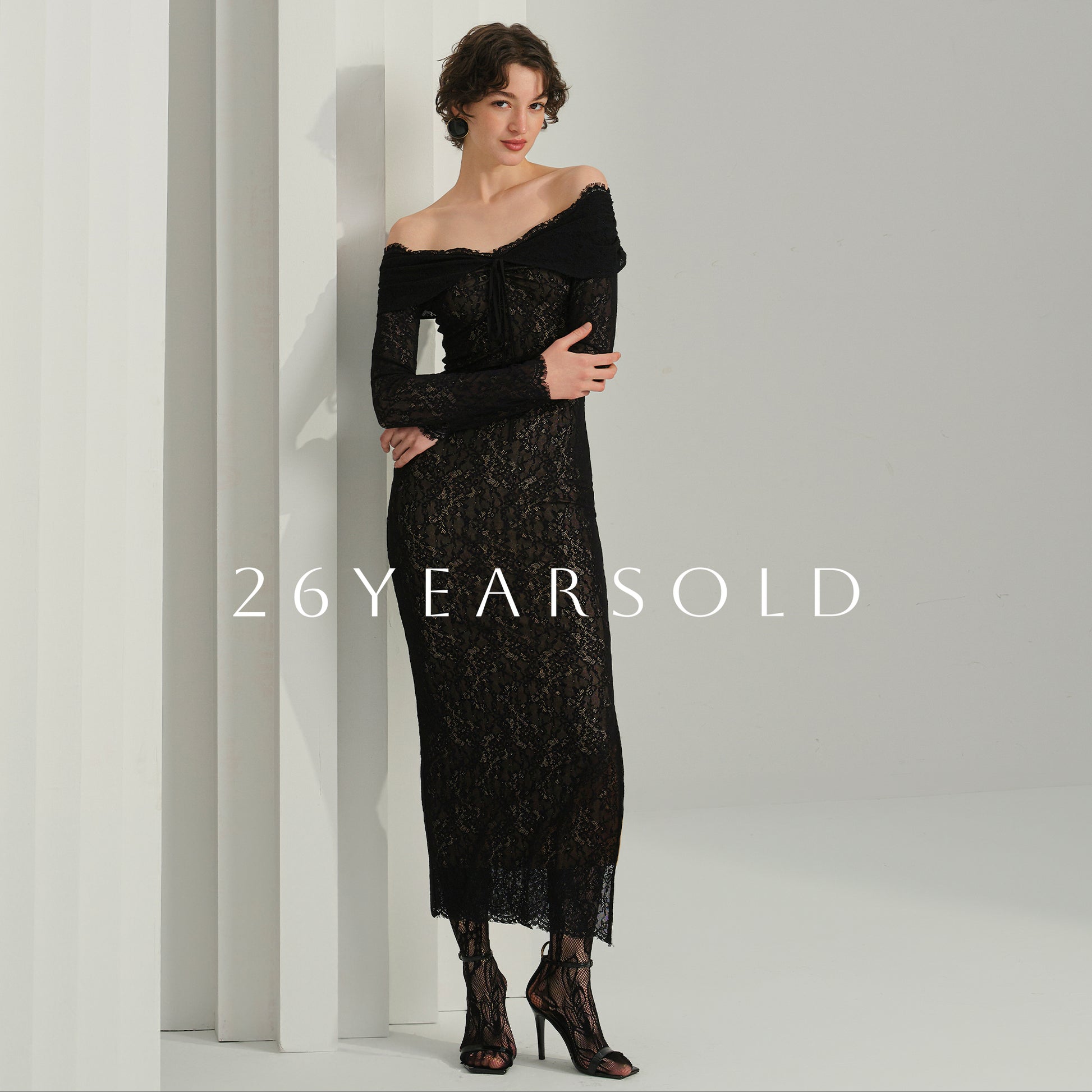26YEARSOLD Soft Carving Dresses