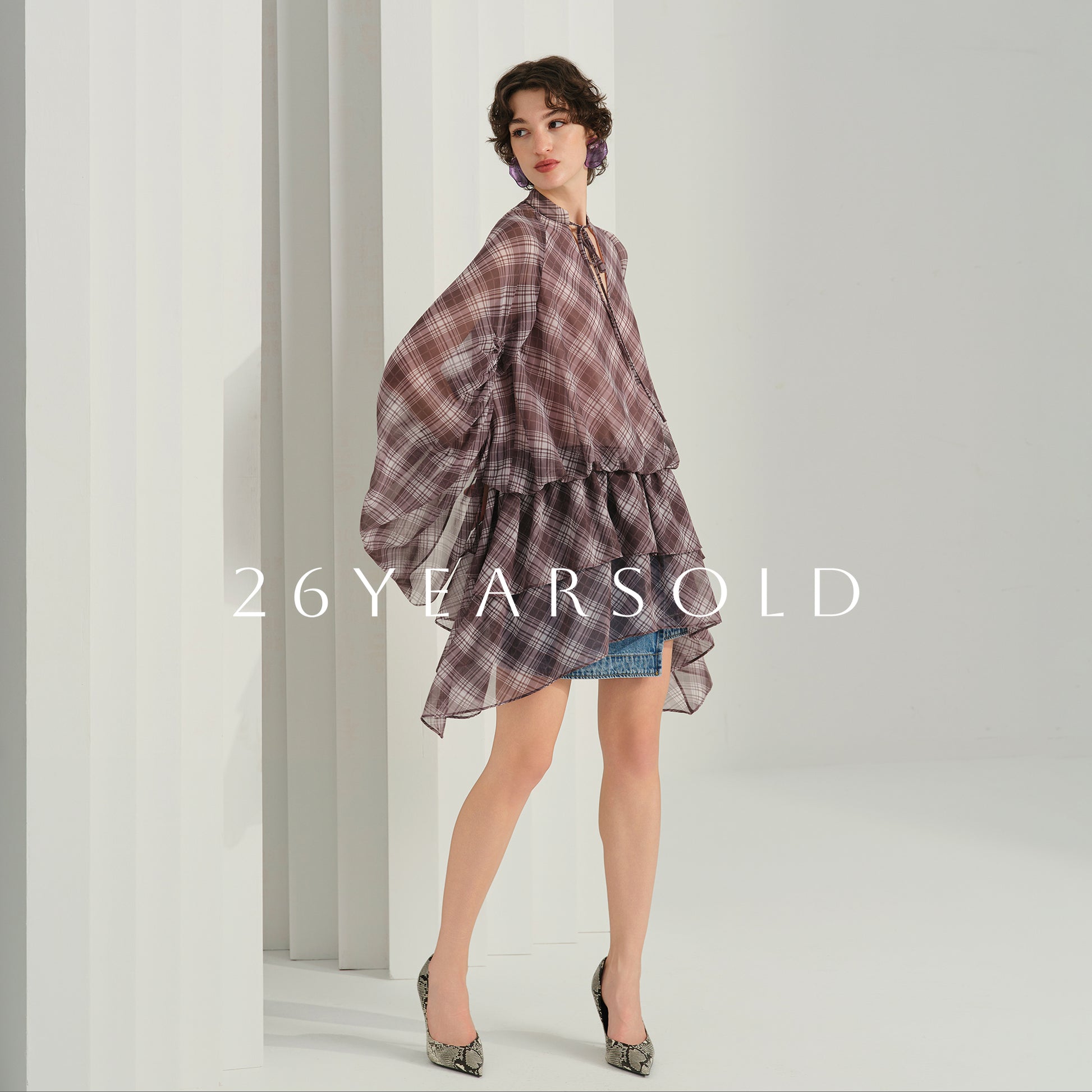 26YEARSOLD Checked Undulation Top